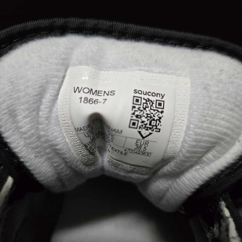 Saucony Womens Black and Gray Sneakers - Picture 6 of 7